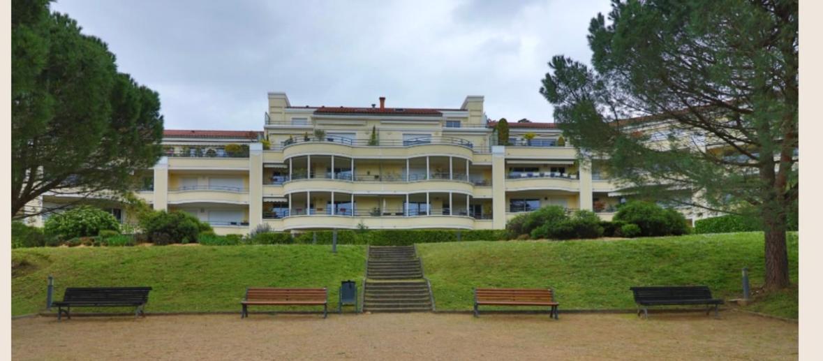 Appartement Entierement Equipe Charbonnières-les-Bains Zewnętrze zdjęcie