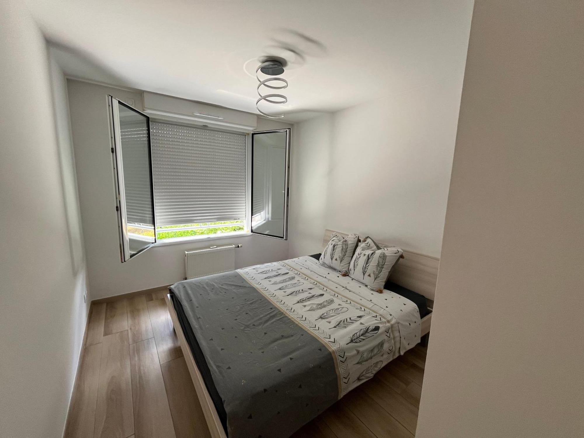 Appartement Entierement Equipe Charbonnières-les-Bains Zewnętrze zdjęcie